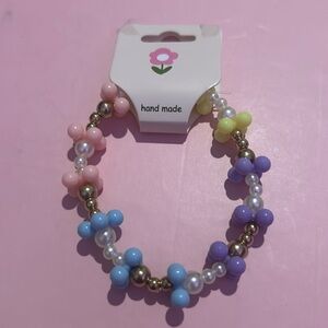 Sturdy, cute, colorful bracelet!